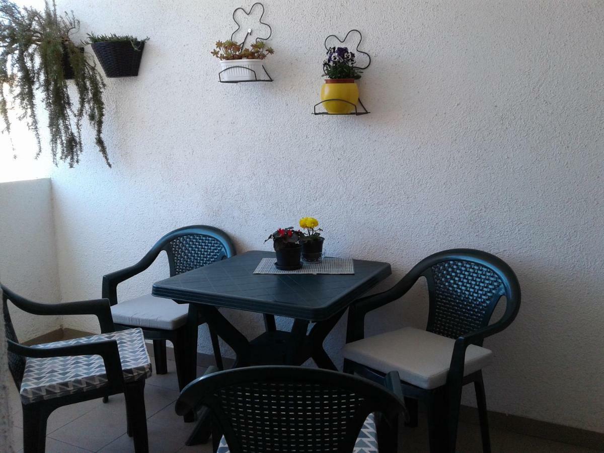 Apartment Sunny Place Pula Exterior foto